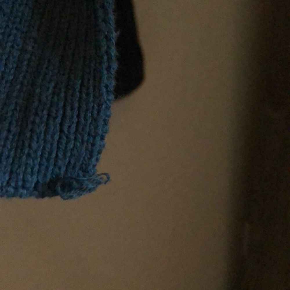 ❄️max studio sweater - Picture 7 of 8